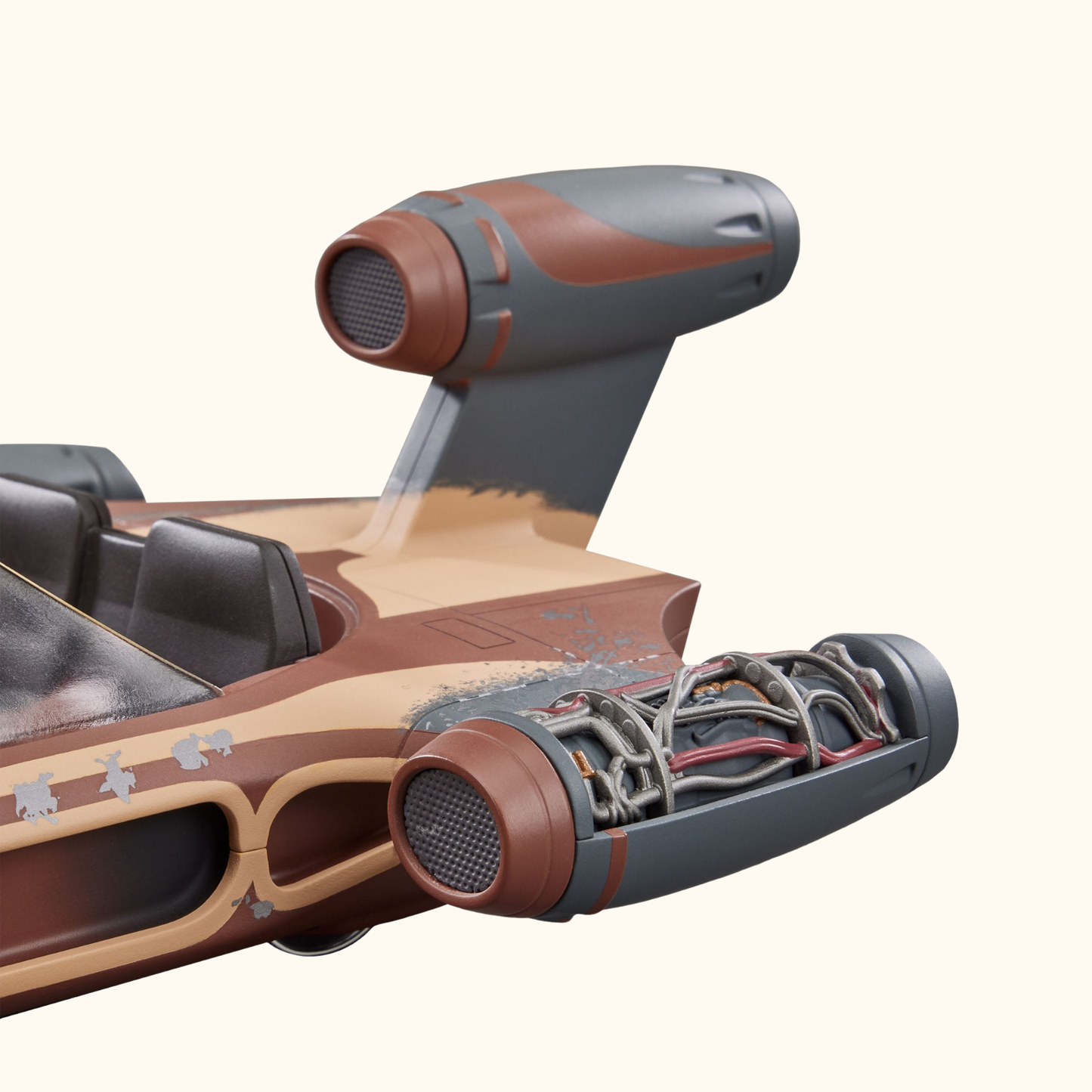 Pre-order - Star Wars Episode IV Vintage Collection Vehicle with Landspeeder & Luke Skywalker Action Figure (Tatooine)