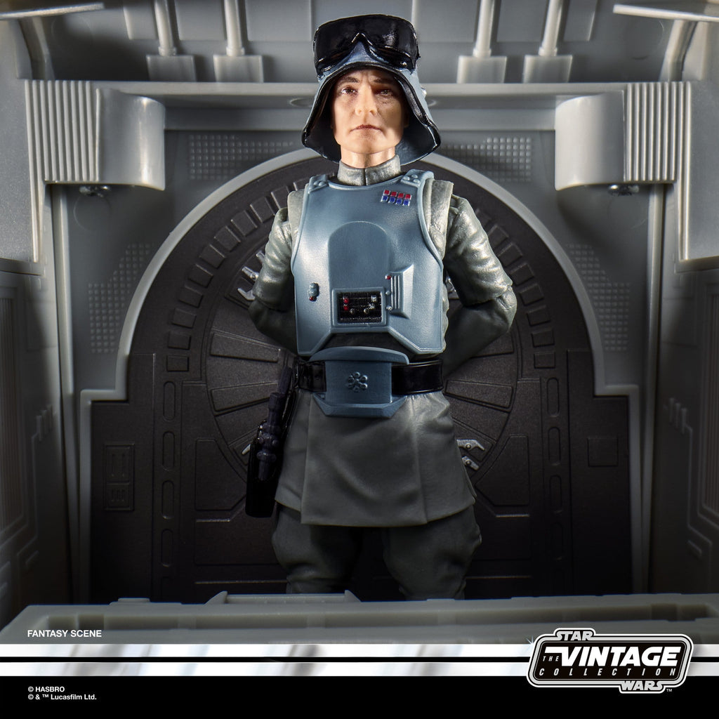 General Veers (AT-AT Commander) - Star Wars: Episode V Vintage Collection Actionfigur 10 cm